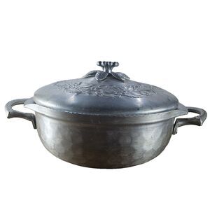 Hand Forged Hammered Aluminum Everlast Metal Casserole Dish w/Floral Lid Vintage